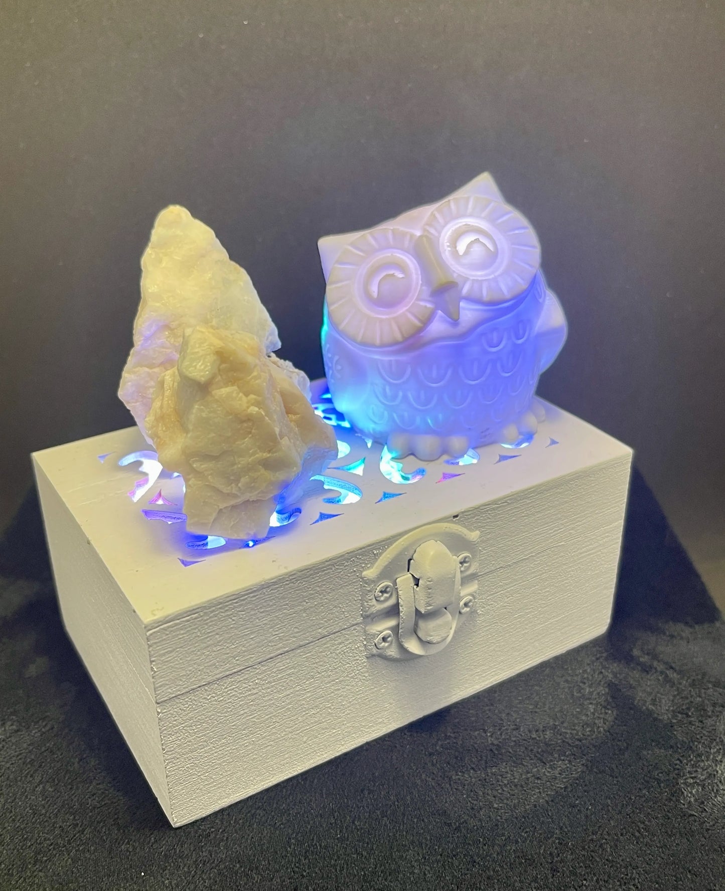 Hibou et Quartz - AV-31 - Creations Natural Stone